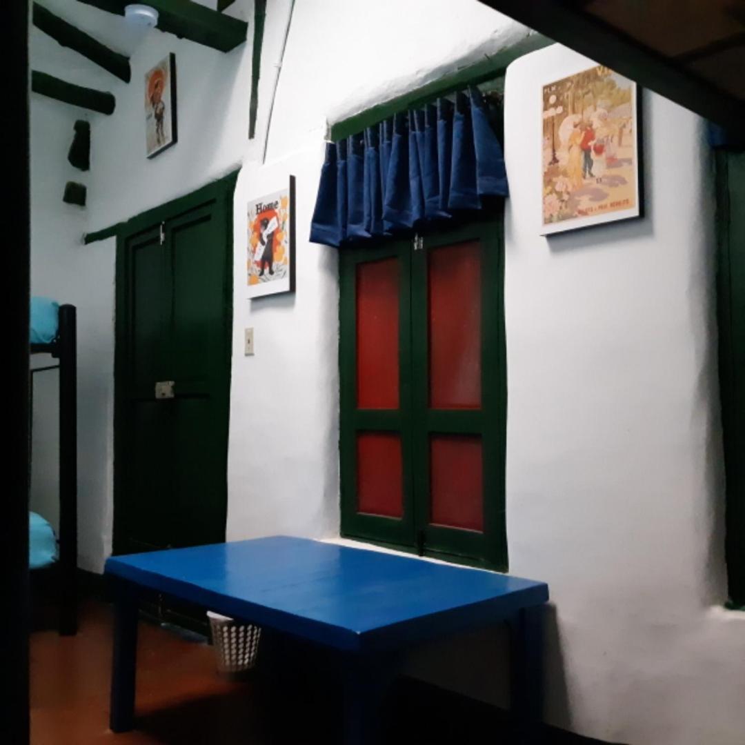 Cedron Hostel Bogota Bagian luar foto
